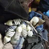 تعدادی لامپ سالم