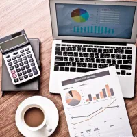 ب یک حسابدار خانم نیازمندیم