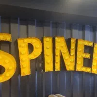 نیروی خانوم فست فود