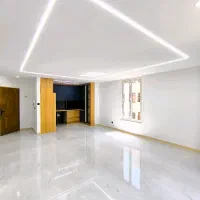 آپارتمان ۷۰متری/فول دیزاین/سالن پرده خور