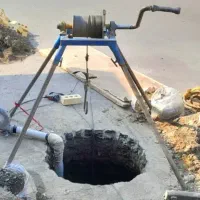 چاهکن مقنی لایروبی چاه فاضلاب سیار سرتاسر مشهدچاکن