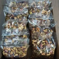 میوه خشک آجیلی
