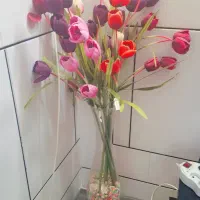 گل و گلدان شیشه ای