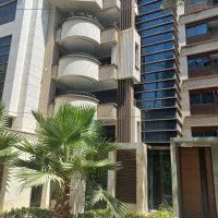 اپارتمان ۵۷۰متر۵خواب ط۶ با بهارخواب صفرمشتاق دوم