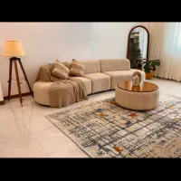 فروشنده خانوم