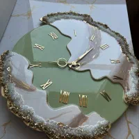 ساعت رزینی کار دست
