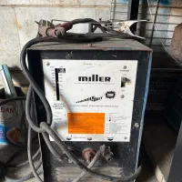 تعدادی ابزار صنعتی وگردو پستکن