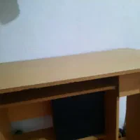 میز کامپیوتر سالم