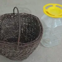 سبد چوبی و دبه جای خیارشور و ترشی