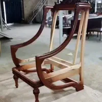 نجار کلاسیک کار با حقوق دریافتی ۵۰ میلیون تومان
