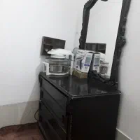 یک عدد اینه دراور
