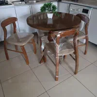 میز ناهار خوری ۴نفره درحد نو نو