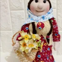 عروسک محلی پارچه ای دختر با سبد گل
