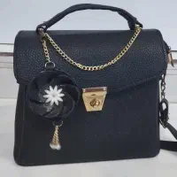 کیف|کیف، کفش، کمربند|ایوان, |دیوار