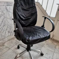 صندلی اداری چرخدار