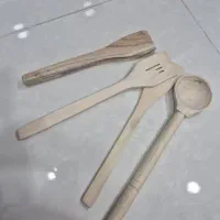 کفگیر چوبی و ملاقه چوبی