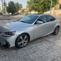 لکسوس is350