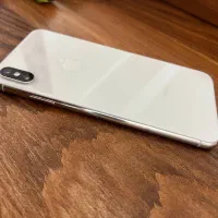آیفون xs