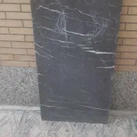 سنگ روی کابینت