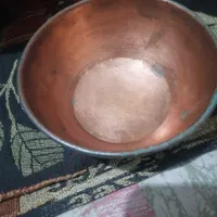 ظروف مسی آشپزخانه تمیز