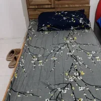 تخت یک نفره