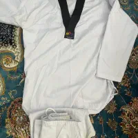 لباس تکواندو در حد نو