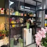 اتاقک شیشه ایی