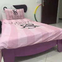 تخت نوجوان دخترانه همراه میز تحریر