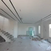 کارگر ساده برق کاری ساختمان