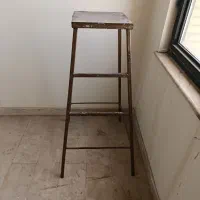 چهار پایه فلزی