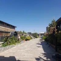 ویتر باریستا کمک باریستا سالنکار قلیون زن  ساده