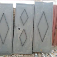 درب حیاط سه لنگه
