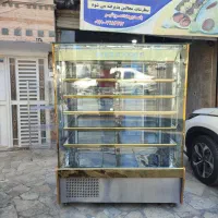 یخچال مکعبی ویترینی سفارشی ساز مشابه آکبند