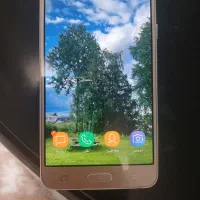 گوشی Galaxy J5