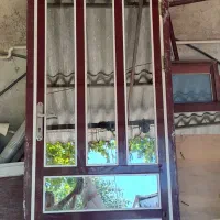 درآلومینیومی ودرچوبی