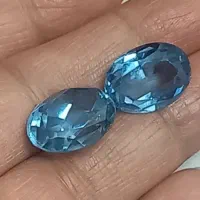 دو عدد سنگ توپاز بسیار زیبا بهترین رنگ توپاز