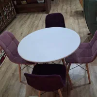 میز غذاخوری ۴ نفره