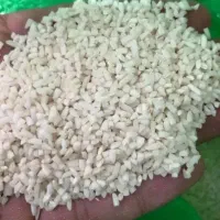 برنج نیم دانه ۳۰۰ کیلو درجه یک دورود