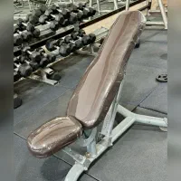 تعمیرات و روکش دستگاه بدنسازی و تجهیزات باشگاه