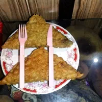 سمبوسه پیتزایی و سمبوسه پوره سیب زمینی