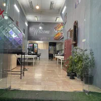نیرو همکار در صبحانه سرا و کبابی