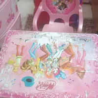 صندلی و میز تحریر