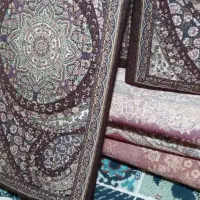 فرش و پشتی دیواری