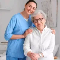 اعزام پرستار.مراقب سالمند.کودک در منزل و بیمارستان