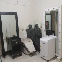 کلیه لوازم داخل عکس برای ارایشگاه