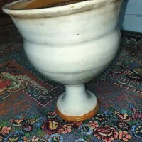 دو عدد گلدان بزرگ