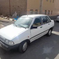 فروشنده ی ماشین میخام