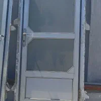 در آلمینیوم یک عدد در حال 3عدپ در سرویس بهداشتی