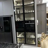 کابینت نئوکلاسیک با شاهنشین