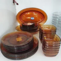 سرپیس غذاخوری